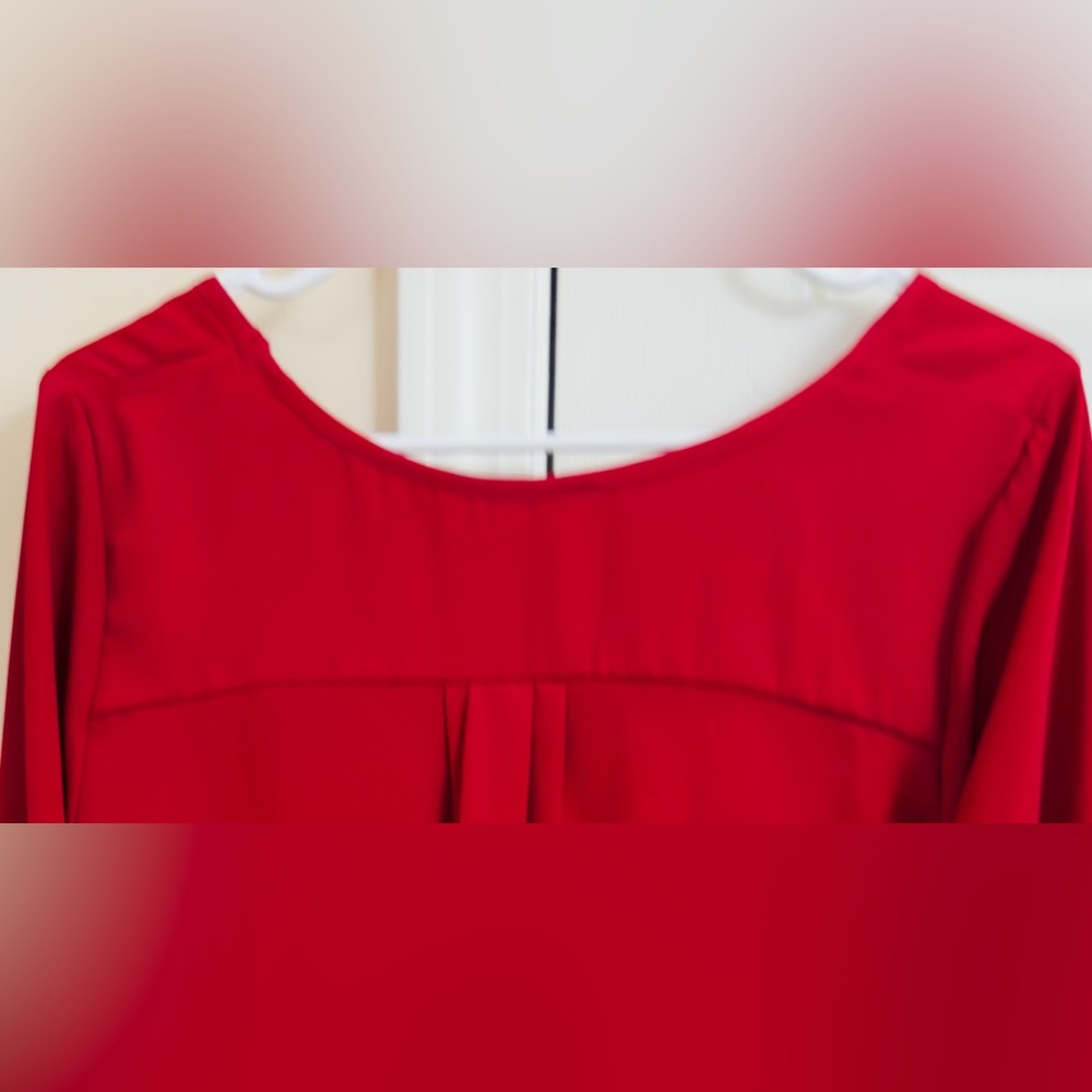 Xhilaration 100% Polyester Red w/ Beautiful Print Woman’s Large Long Sleeve‎ Top - Picture 5 of 6